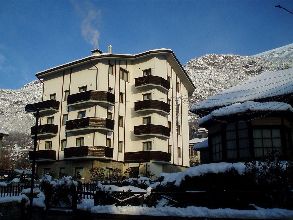 Hotel Au Soleil Saint-Vincent Ngoại thất bức ảnh