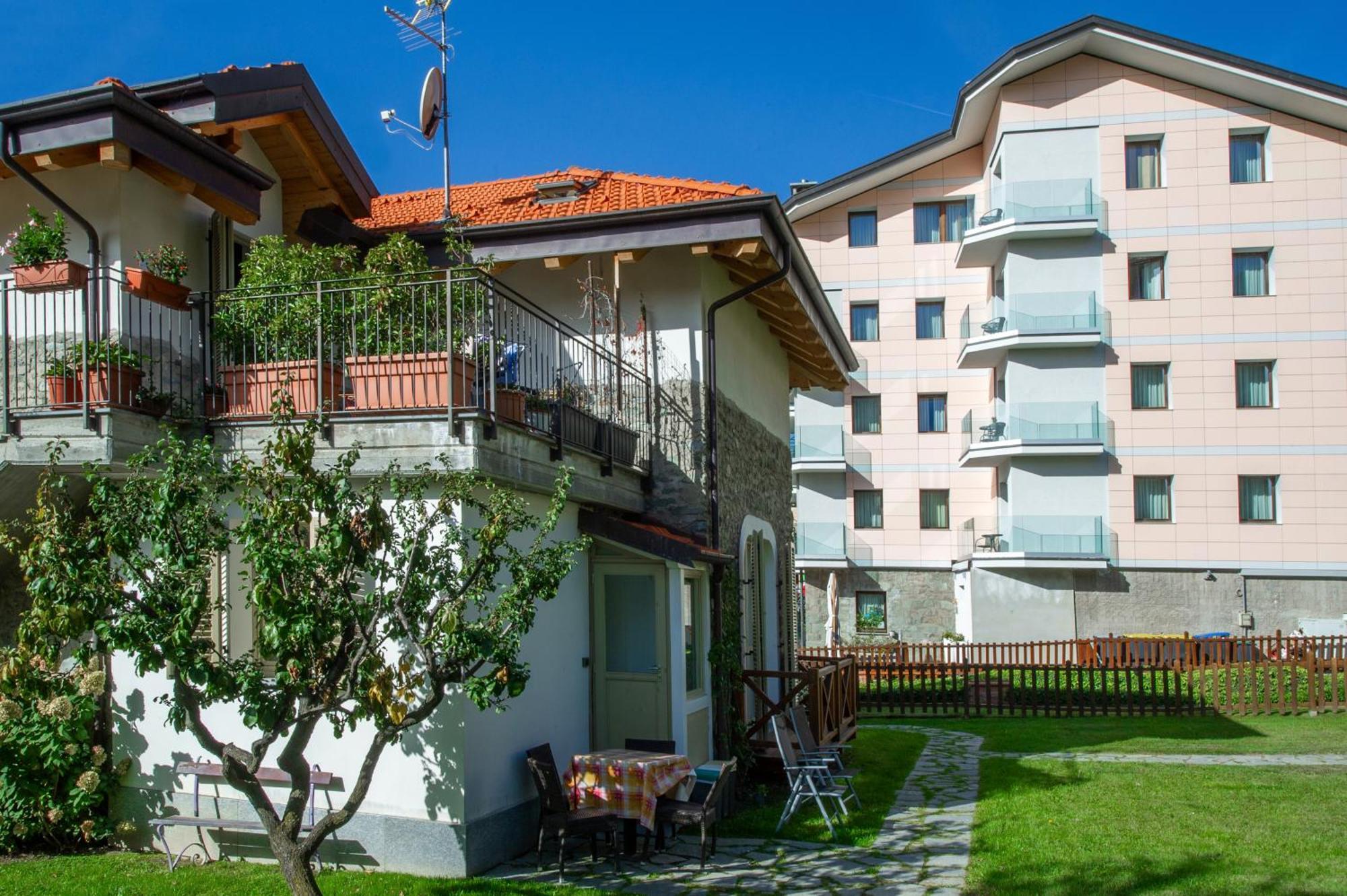 Hotel Au Soleil Saint-Vincent Ngoại thất bức ảnh