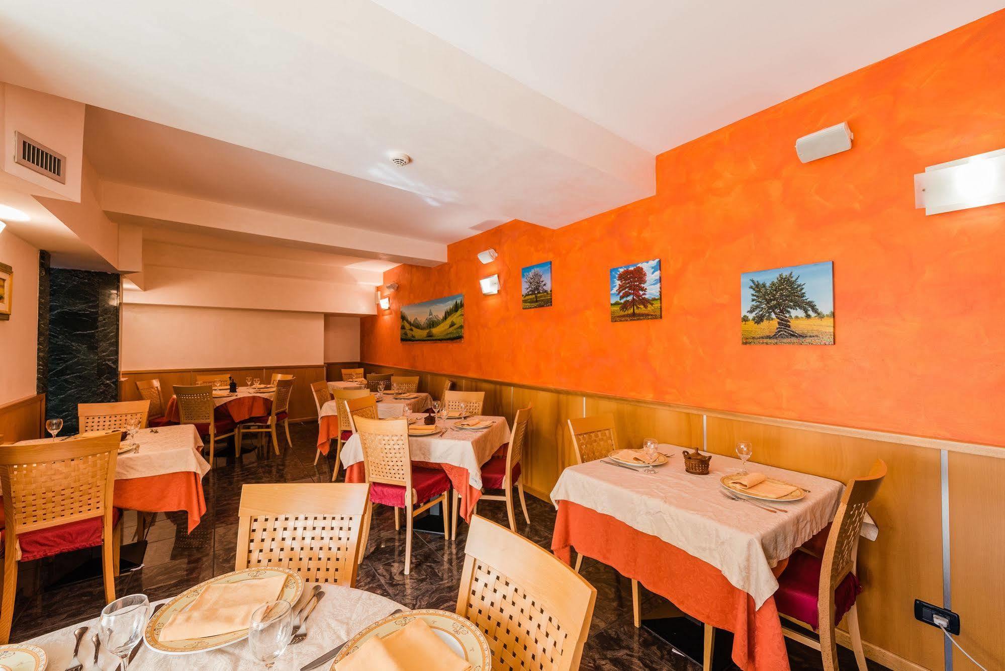 Hotel Au Soleil Saint-Vincent Ngoại thất bức ảnh