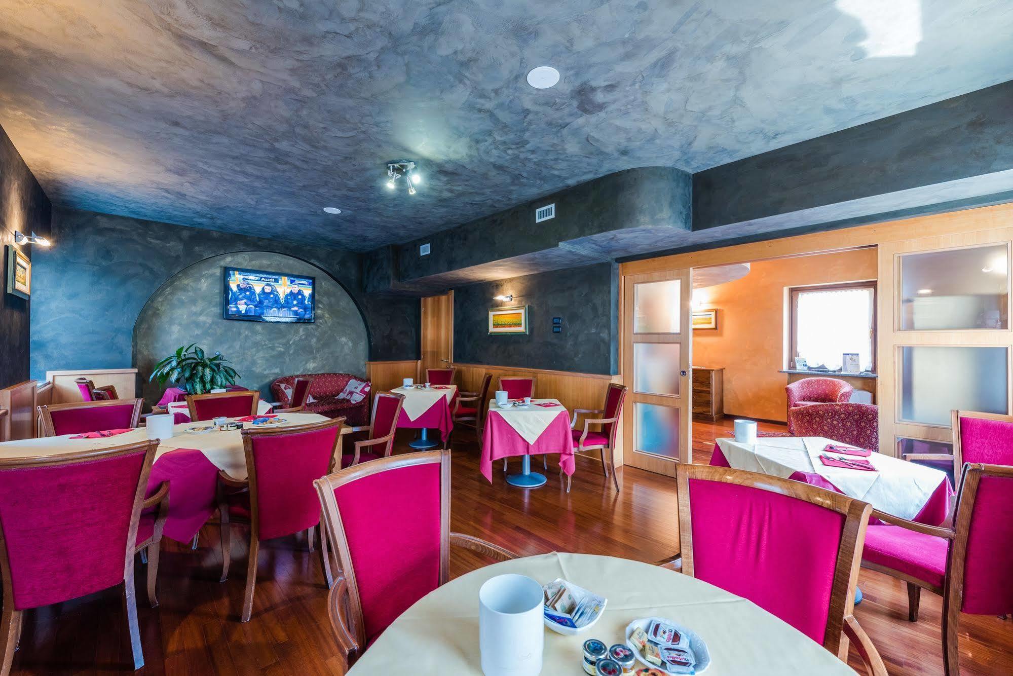 Hotel Au Soleil Saint-Vincent Ngoại thất bức ảnh