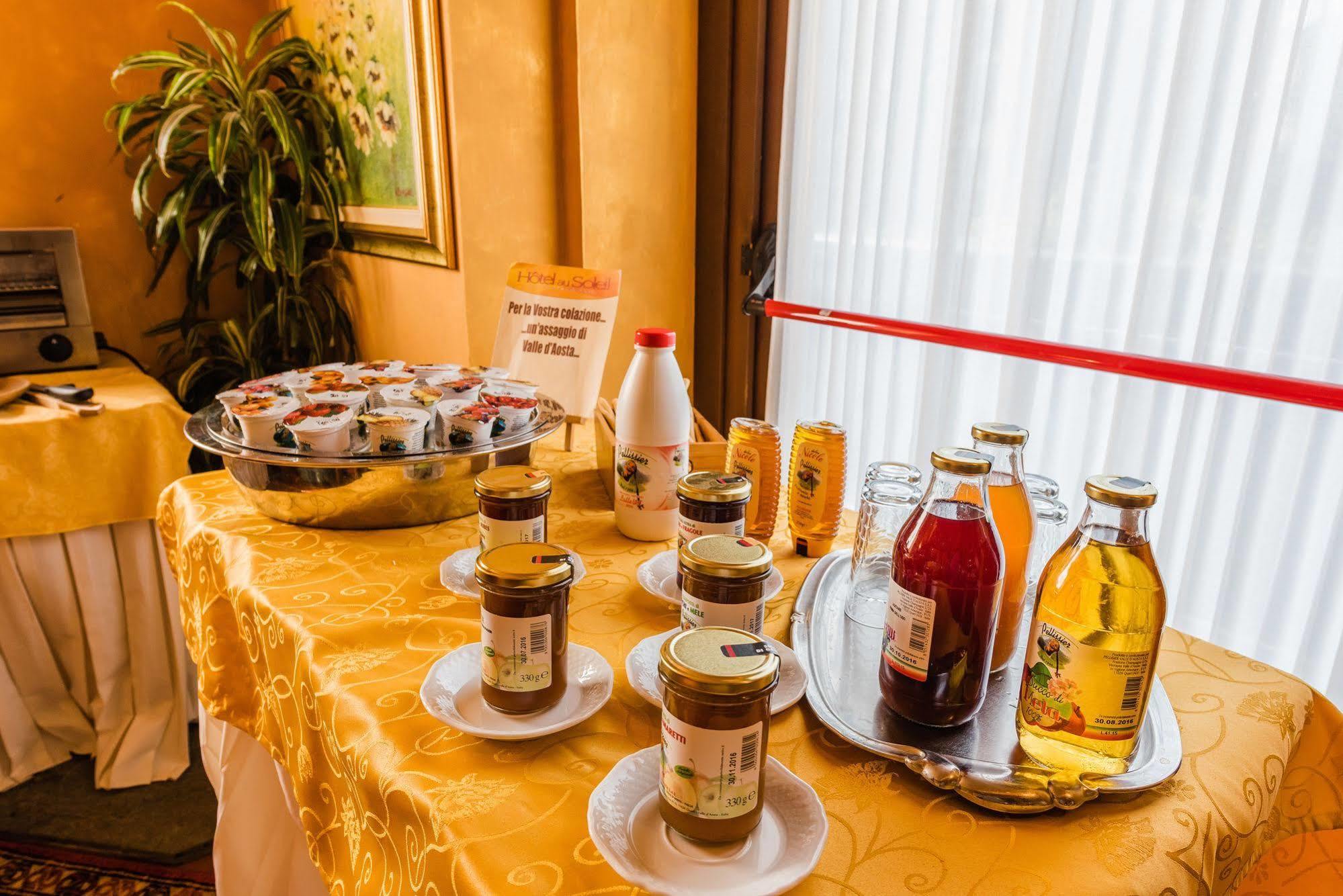 Hotel Au Soleil Saint-Vincent Ngoại thất bức ảnh